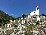 Kirche mit Kreuzweg in Revine